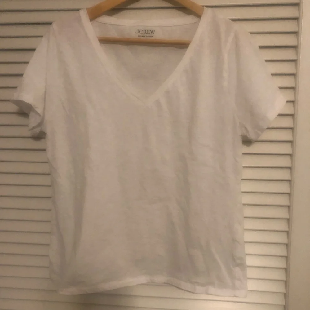 J. Crew Woman’s Vintage Cotton Tee❗️